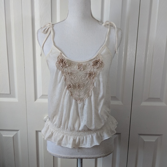 Free People Tops - Free People tank tie strap crochet flower boho top